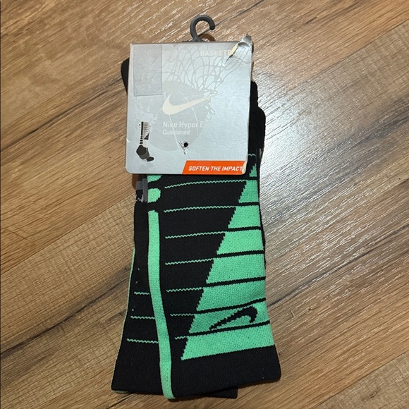 nike elite cushioned basketball socks